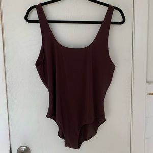 Parade Sleeveless Scoop Bodysuit, Size XL, Dark Brown (Fudge)